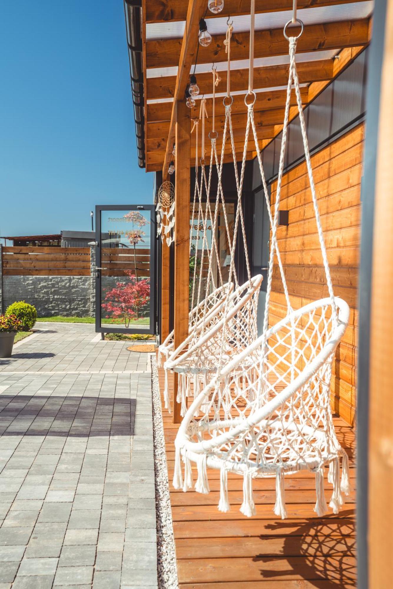 Rresort Holiday Homes 里沃 外观 照片
